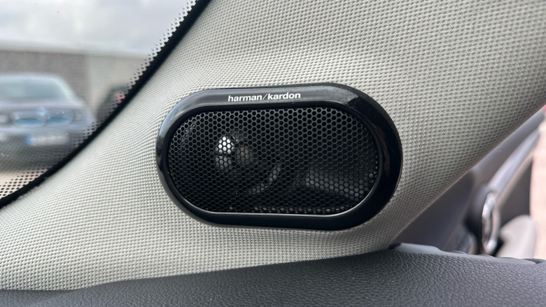 MINI Hatchback 2.0 Cooper S Exclusive 5dr [Comfort/Nav Pack] Petrol Hatchback